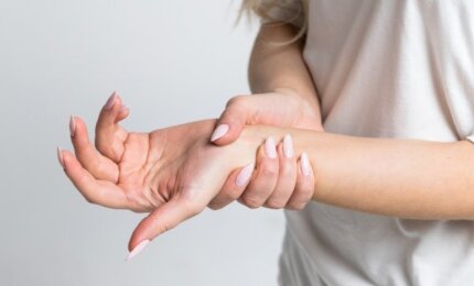 gerklės sąnarių ant rankų ryte po stomatologas skauda žandikaulio sąnario