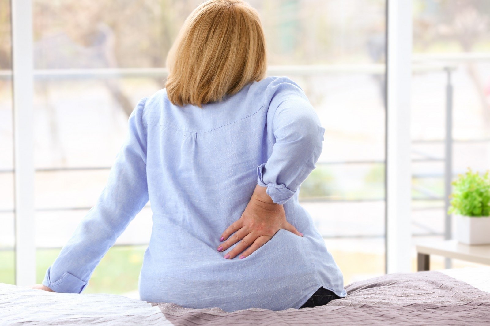 apatinės nugaros dalies skausmo gydymui kaklo tepalas