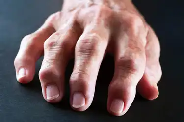 swollen painful hand joints