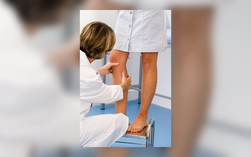 raumenu silpnumas kojose skausmas gastroduodenitis metu sąnarių