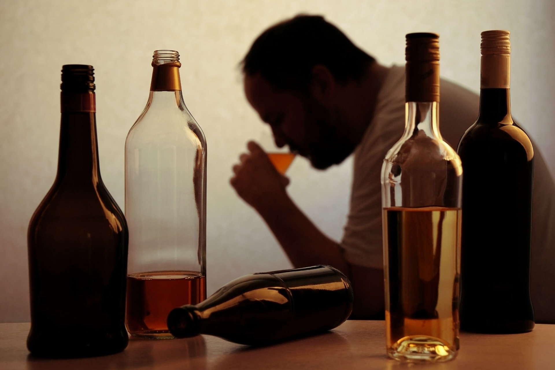 alkoholizmas ir sąnarių liga aromaterapija ligų sąnarių