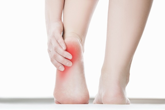 skausmas pėdos priežastis ir gydymą sąnarių