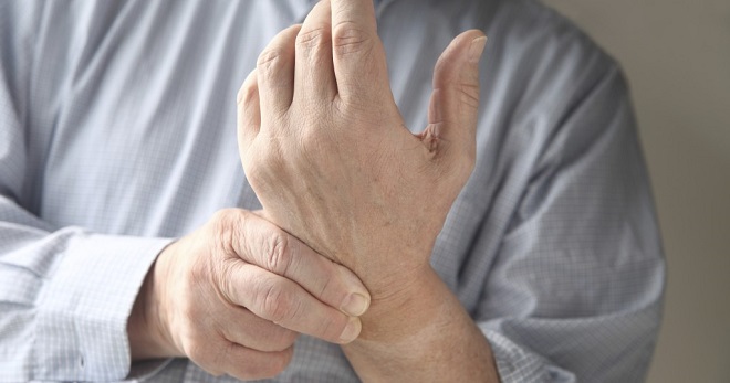 rankų skausmas gydymas namuose pašalinti uždegimas sustav